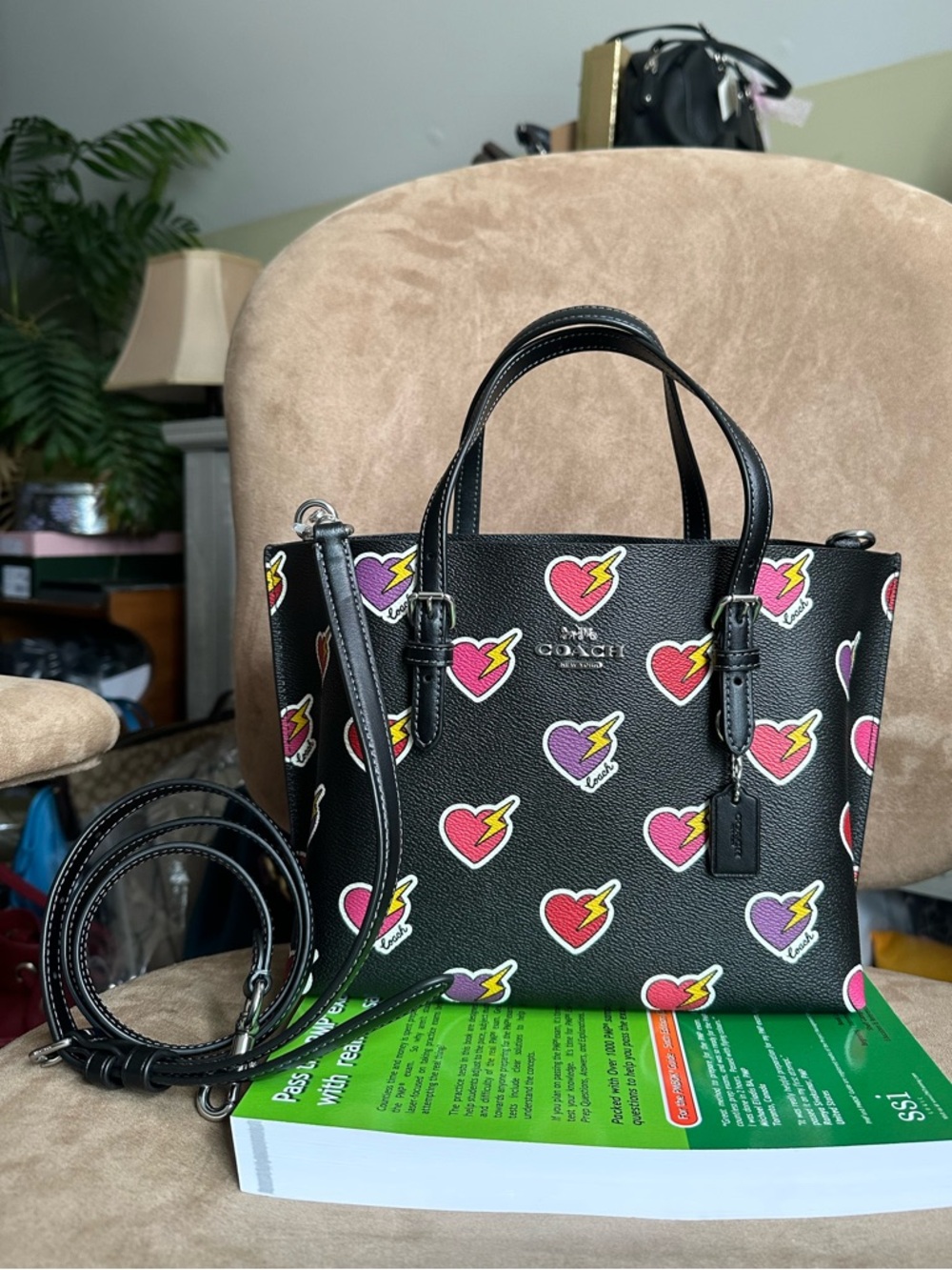 #92. Coach Mollie Tote 25 Heart Bolt Print 2-Way Bag CW435 Black New with Tag